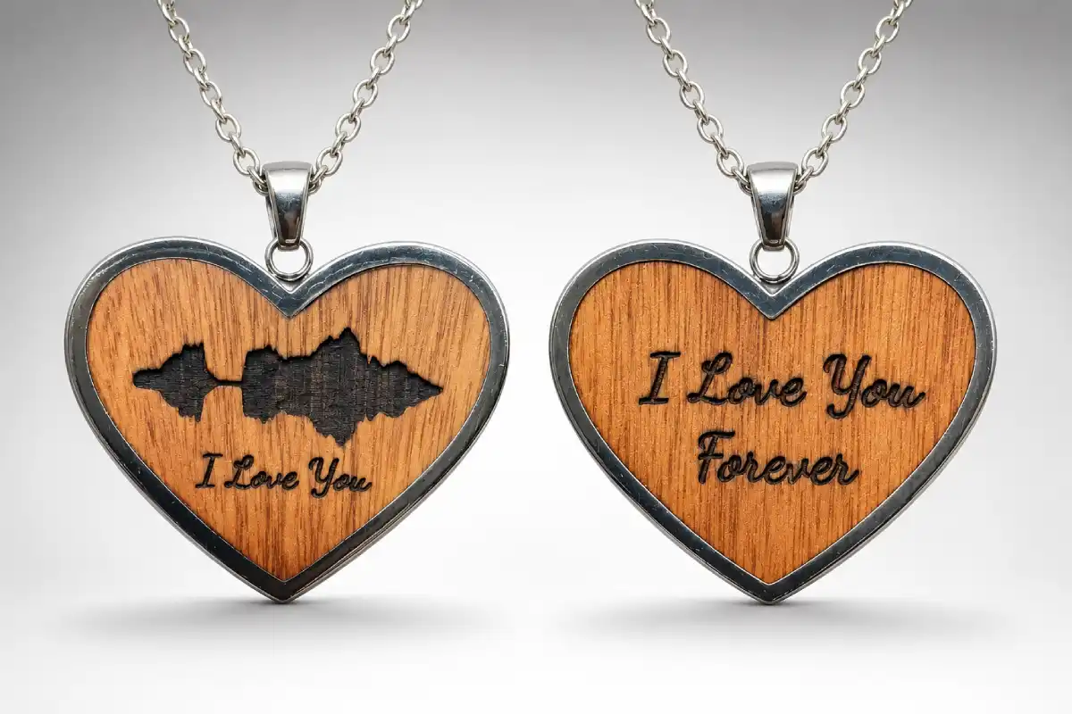 Heart-shaped playable voice recording necklace