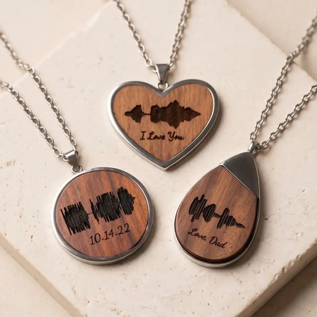 Playable Soundwave necklace engraved from a voice recording